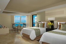 Dreams Sands Cancun Resort & Spa