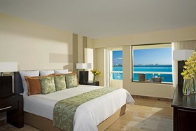 Dreams Sands Cancun Resort & Spa