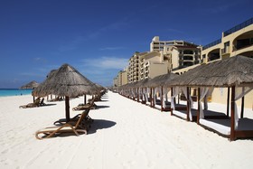 Emporio Cancun