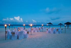 Emporio Cancun