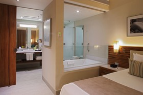 Emporio Cancun