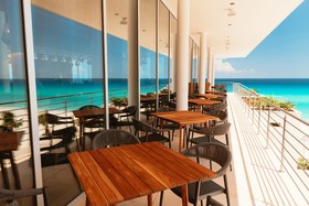 Emporio Cancun