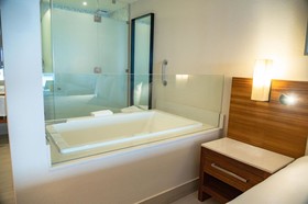 Emporio Cancun
