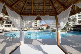 Emporio Cancun