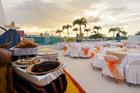Flamingo Cancun Resort