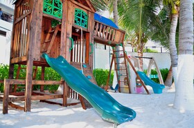 Flamingo Cancun Resort