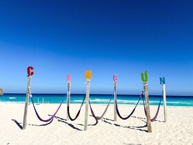Flamingo Cancun Resort