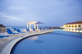 Golden Parnassus All Inclusive Resort & Spa