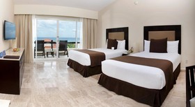 Grand Park Royal Luxury Resort Cancun