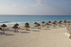 Grand Park Royal Luxury Resort Cancun