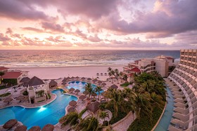 Grand Park Royal Luxury Resort Cancun