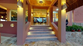 Grand Park Royal The Villas Cancún