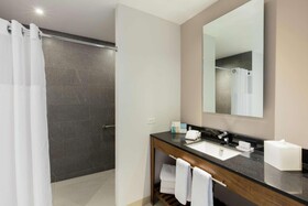 Hampton Inn by Hilton Cancun Cumbres