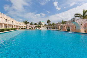 Holiday Inn Express Cancun Zonaera
