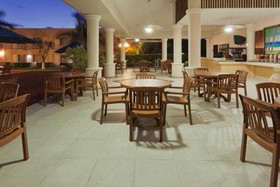 Holiday Inn Express Cancun Zonaera