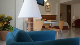 Hotel & Suites Nader