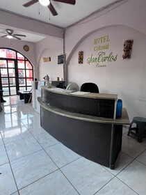 Hotel Colonial San Carlos