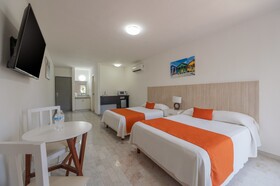 Hotel Faranda Imperial Laguna Cancún