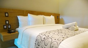Hotel Kavia Plus