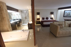 Hotel Plaza Kokai