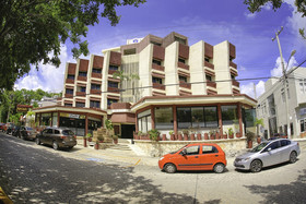 Hotel Plaza Kokai