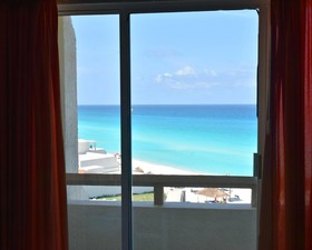 Hotel Solymar Cancun Beach Resort by Sol y Mar Condo