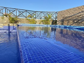 Hotel Suites La Roca