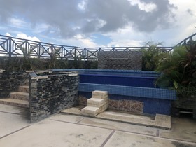 Hotel Suites La Roca