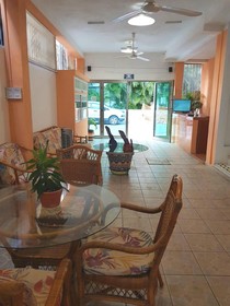 Hotel Suites Le Monde