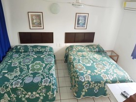 Hotel Suites Le Monde