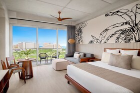 Hyatt Vivid Grand Island
