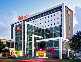 Ibis Cancun Centro Hotel