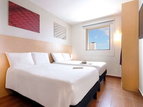 Ibis Cancun Centro Hotel