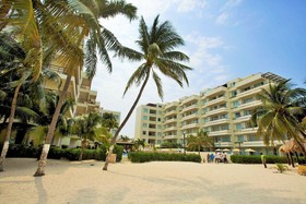 Ixchel Beach