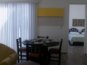 Las Gaviotas Hotel & Suites