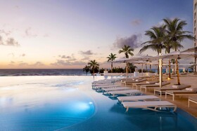 Le Blanc Spa Resort