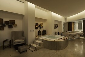 Le Blanc Spa Resort
