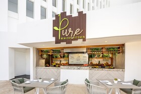 Le Blanc Spa Resort