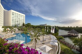 Le Blanc Spa Resort