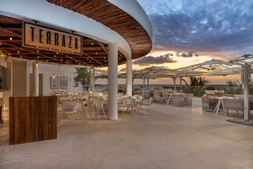 Le Blanc Spa Resort