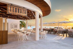 Le Blanc Spa Resort