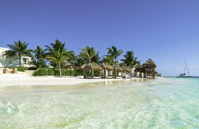 Margaritaville Island Reserve Riviera Cancún by Karisma