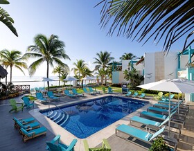 Margaritaville Island Reserve Riviera Cancún by Karisma