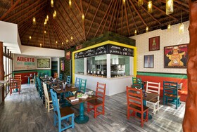 Margaritaville Island Reserve Riviera Cancún by Karisma