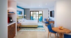Margaritaville Island Reserve Riviera Cancún by Karisma