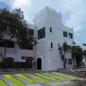 Nirvana Hotel & Hostel - Cancun Hotel Zone