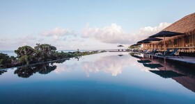 NIZUC Resort & Spa