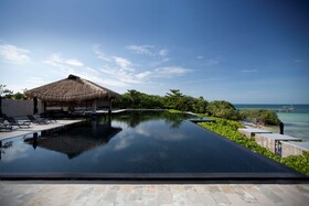 NIZUC Resort & Spa