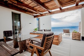 NIZUC Resort & Spa