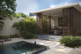 NIZUC Resort & Spa